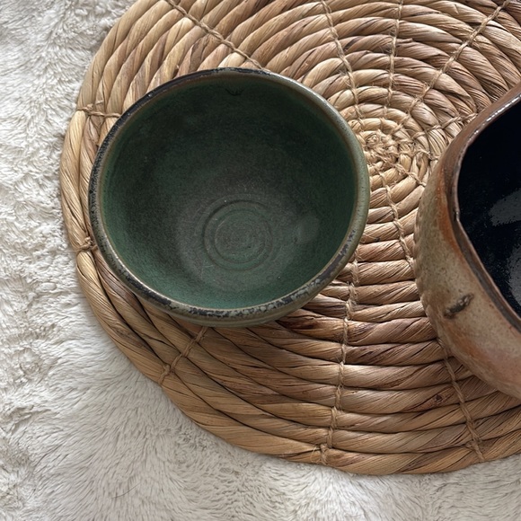 Two Studio Art Pottery Pieces. Both signed - Picture 4 of 10